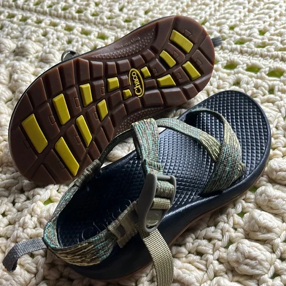 Chaco | Shoes | Chaco Evo Tried In Hunter Sandals Big Kids  display picture 2